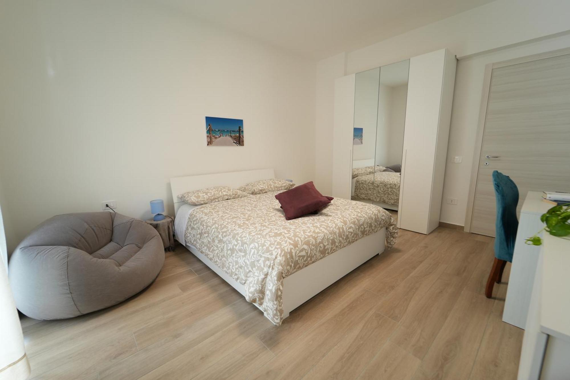 Panorama Vesuvius Affittacamere Guesthouse With Lift Near To Subway In Napoli Center מראה חיצוני תמונה